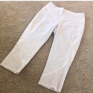 Lululemon Anew White Crop Pants Size 8